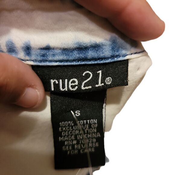 Rue21 Acid Washed Button Up Belted Dress Size S New with tags - Picture 3 of 5